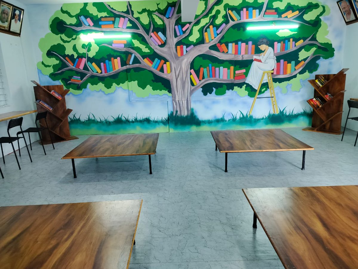 Came across some of the New Urban Library Centers coming up in #Raichur district #Karnataka state. It's unique experiment taken up under #aspirationaldistricts program. See the decorated Library centers!!