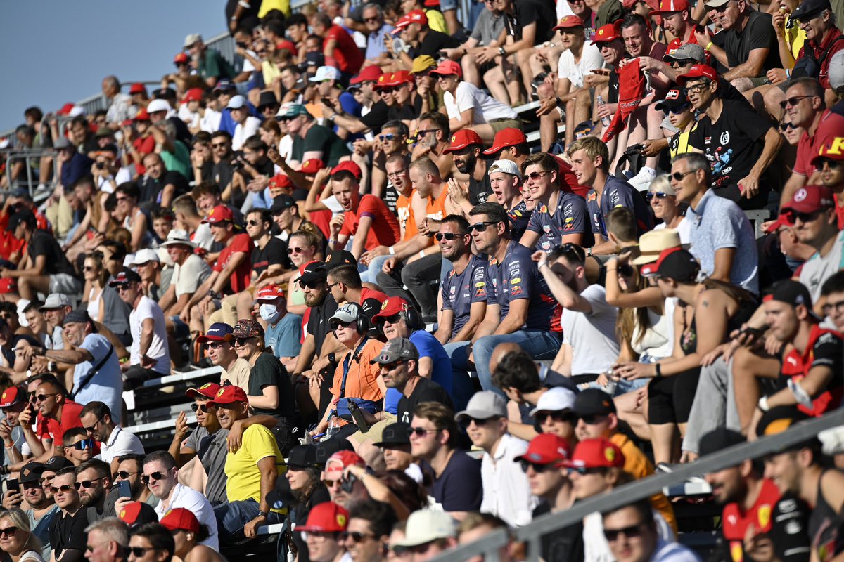 Autodromo_Monza's tweet photo. Time is definitely running out!⏳

Mancano due settimane al weekend del Formula 1 Pirelli Gran Premio d’Italia 2023 sta per arrivare 🇮🇹

Clicca sul link per acquistare il tuo biglietto per l’#ItalianGP 👉 https://t.co/TiYstkGRxR 🏎️💨

#AutodromoNazionaleMonza #F1 https://t.co/zMO51cfD4v