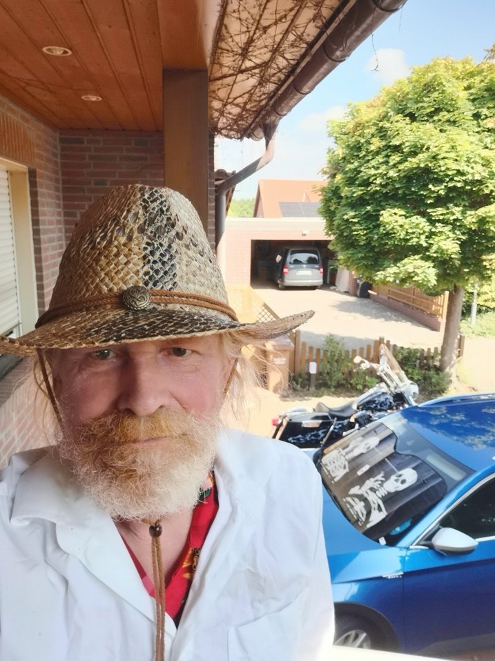 JoeGalaxy5's tweet photo. Horny motorbike🏍💥💨🔥🔥😎. Working @ home into my cool cellar! Outside after high noon to hot for riding♨️. Burning planet🔥. My answer: black hole🕳 finish all menkind bullshit! Happy Sunday Christ, enjoy it!
YOBCGBFJ😎😉🤟🏻🤘🏻🤘🏻 https://t.co/pOM2ccqNxY
