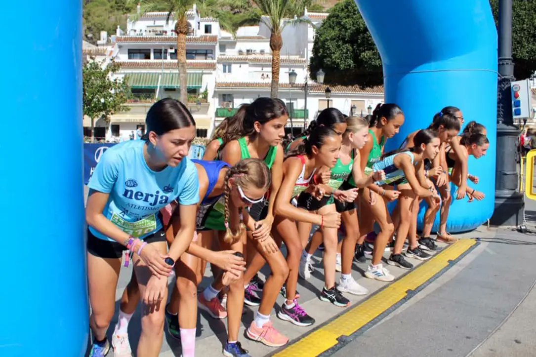 #Deportes | #Mijas

🏃🏻‍♂️🏃🏼‍♀️ El calor no ha podido con los más de quinientos corredores que han participado hoy en la 43 Carrera Feria de Mijas por las calles del pueblo. Esta es la carrera más antigua y con más asistencia del municipio.

@mijasdeportes  #MijasPueblo #FeriaMijas2023