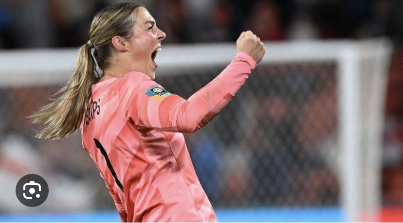 kelliwynn's tweet photo. Well, as much as I’d of loved to see us win the cup final on my birthday, I’m super proud of how we played, our women should be proud of their performance. Also Mary Earps..a legend!! Golden glove at Euros and now World Cup, best goal keeper in the world.  #Lionesses, you rock!!! https://t.co/Slw7wK08he