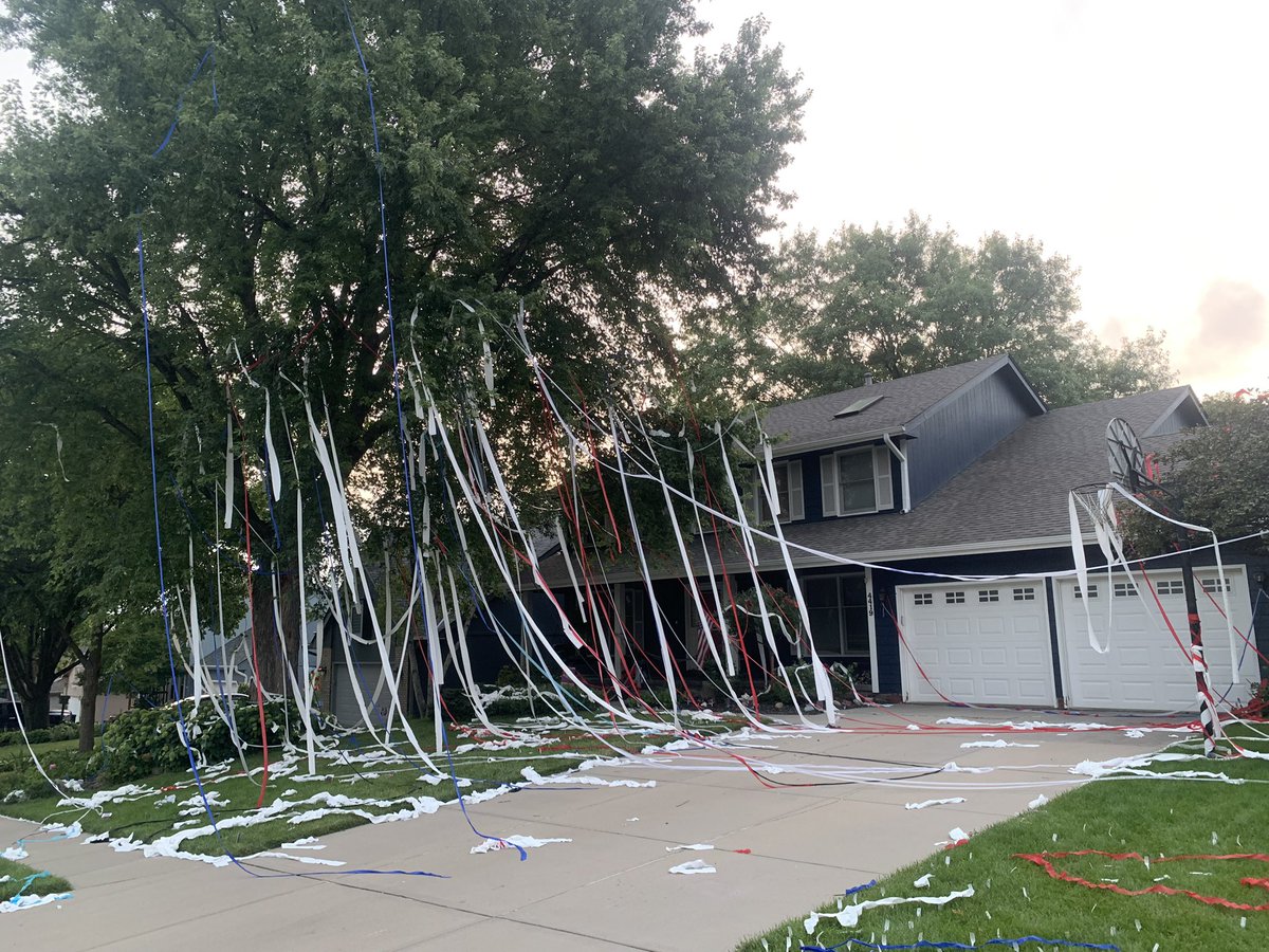 MSPatriotsSB's tweet photo. A 22-year tradition continues…. https://t.co/4U2JS8eRfU
