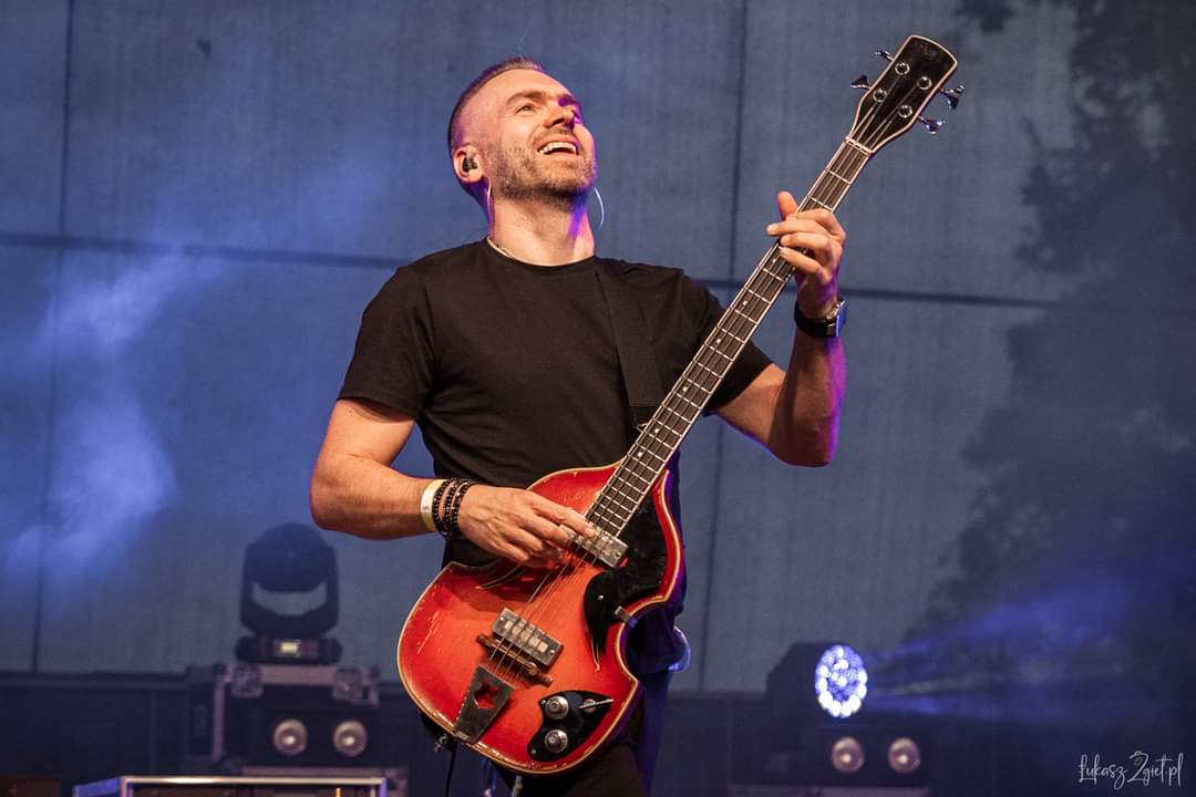 Keep smaling 🙂
<a href="/arekwisniewski5/">Arkadiusz Wiśniewski</a> 
#Musica #concert #Live #LoveLikeThis #arkadiuszwisniewski