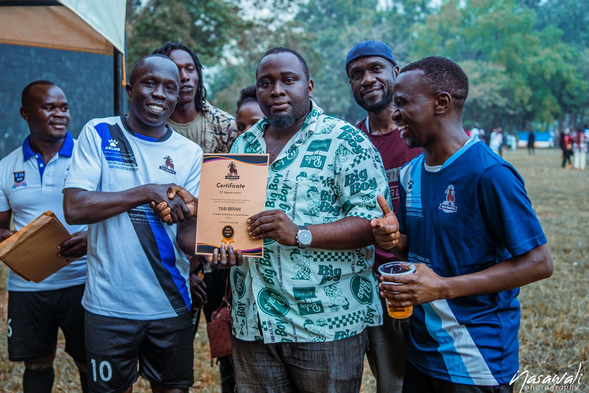 KCSGiants07_12's tweet photo. Ssalongo Tasi Brian Massajjage aka Mr. Safe Hands for the clean sheets aka Mr. Vibe for lighting the entire league up with his cheerful attitude 
#KCSGiants #KCSLeague #KyambogoFootballLeague #KyambogoCollegeSchool #DucInAltum
📸:@nasawaIi/@phamephilms https://t.co/mi0nRHdHry