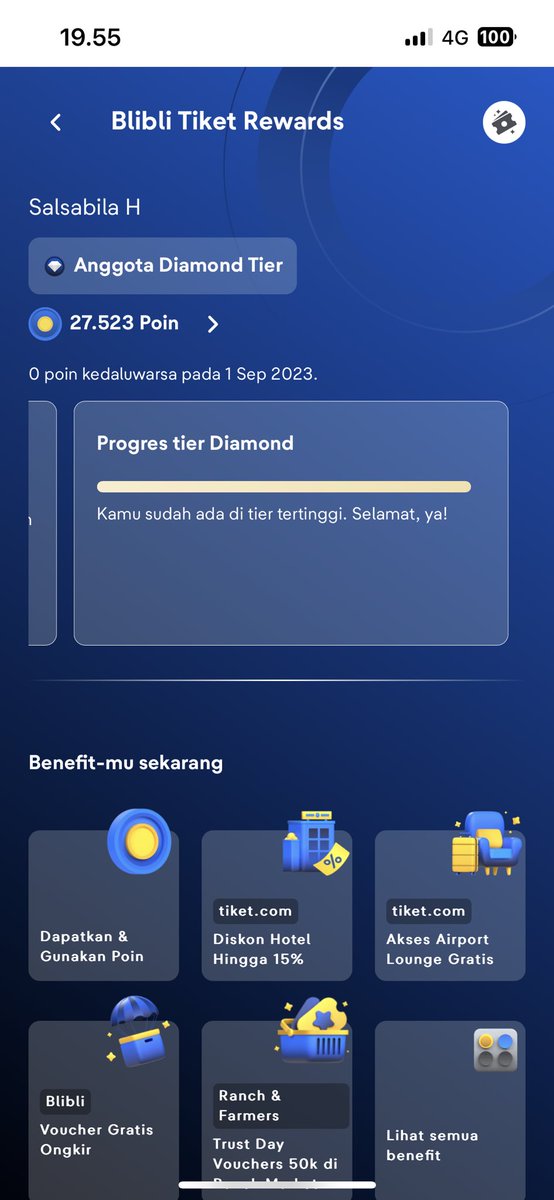 Blsalsaa's tweet photo. kata mba sel ini prestasi non akademik 😭😭 @naufasel https://t.co/xHyECibcub