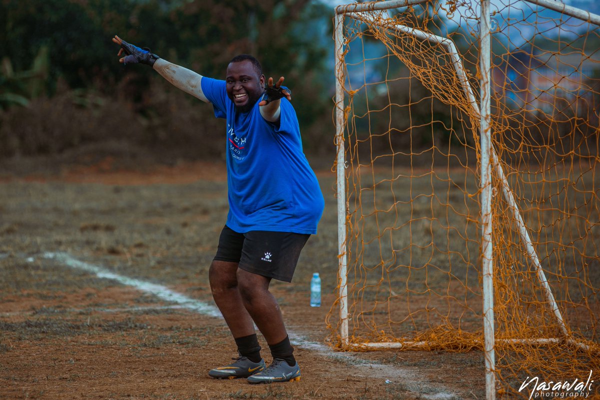 KCSGiants07_12's tweet photo. Ssalongo Tasi Brian Massajjage aka Mr. Safe Hands for the clean sheets aka Mr. Vibe for lighting the entire league up with his cheerful attitude 
#KCSGiants #KCSLeague #KyambogoFootballLeague #KyambogoCollegeSchool #DucInAltum
📸:@nasawaIi/@phamephilms https://t.co/mi0nRHdHry
