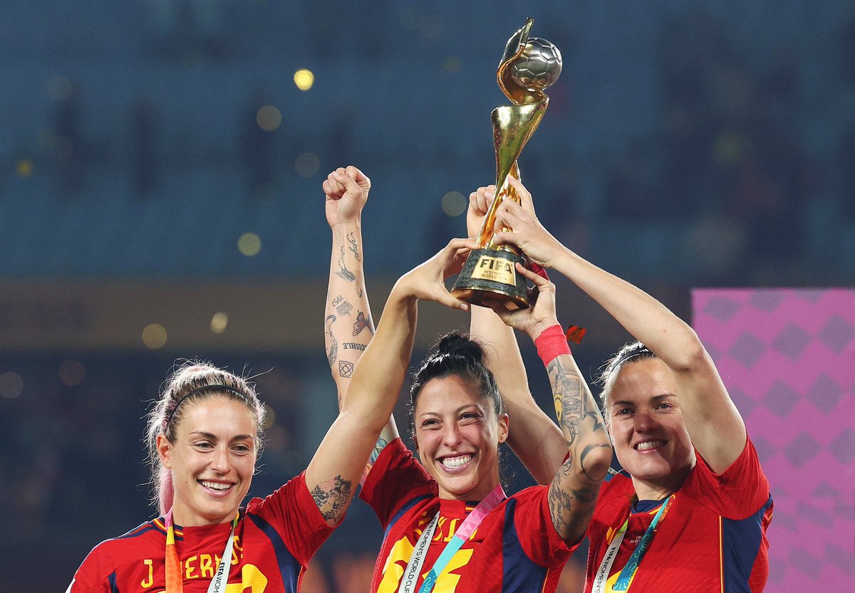 Lo que han hecho estas tres por el fútbol... 🌟