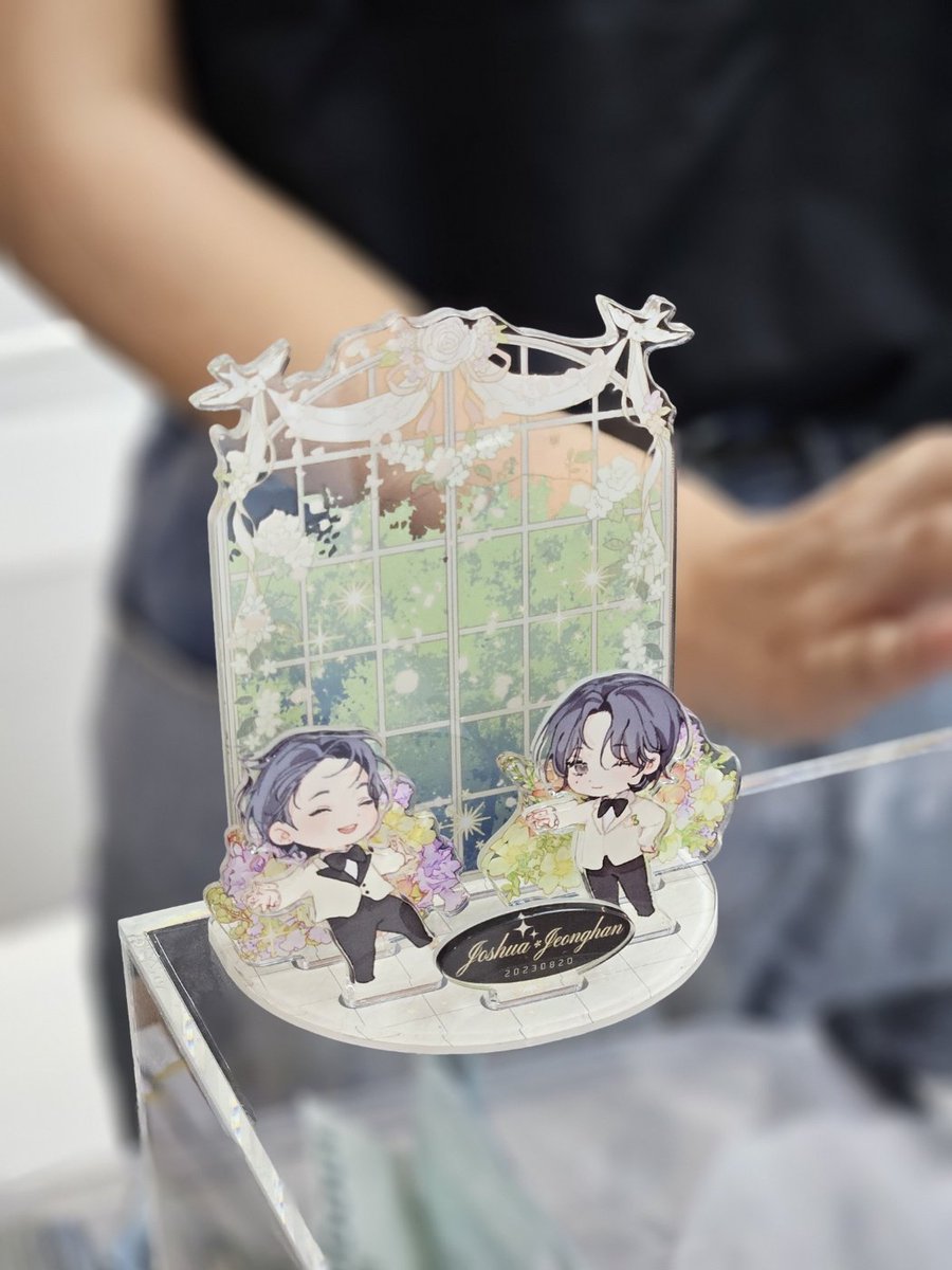 온리전에서 잘 뵈엇기를 바라요 ><