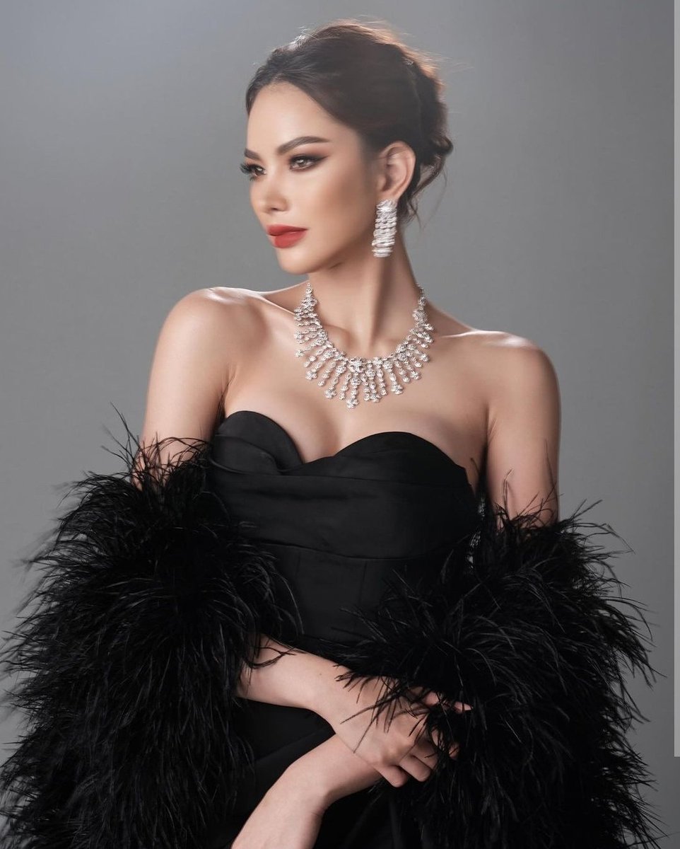 soyeonforever's tweet photo. ยัยเสืออ ยัยเสือลูกแม่~~ 😭 #MissUniverseThailand2023 https://t.co/r4PDBJKh5E