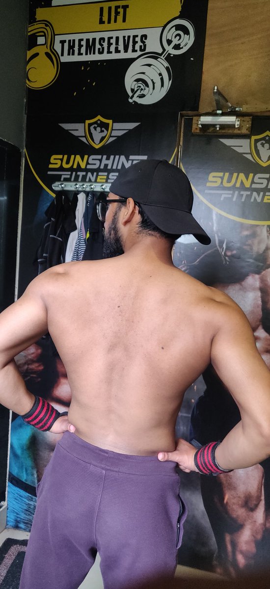 whytfitweet's tweet photo. BACK it was for the day and again with 110dl..
.
.
.
#gym #progress #Trending #futureitis https://t.co/6mnJe1n7cr