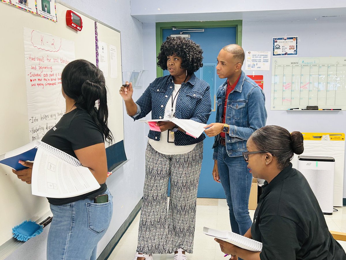 VictorMcNeely's tweet photo. Great things are happening at @WesleyES_HISD! The ELA team members are digging deep into the curriculum to ensure that first-class instruction will be delivered to our scholars. #allthingsinexcellence @ladyrsolo @EducatorDawson @arleishajw https://t.co/mQO8kyxObS