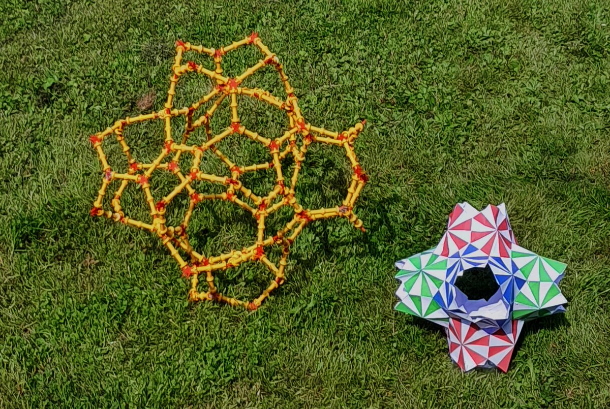 GerardWesty31's tweet photo. I 3D printed a kind of Knex to make a "not yet experimentally discovered carbon allotrope", with a 24 heptagon unit cell of a 3D lattice. https://t.co/1Hgs9F9LbA