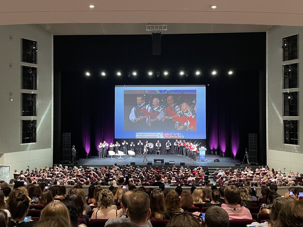 It’s not Pangborn without bagpipes! Good to see the Edinburgh tradition carry through in Nantes 🤣 #Pangborn2023