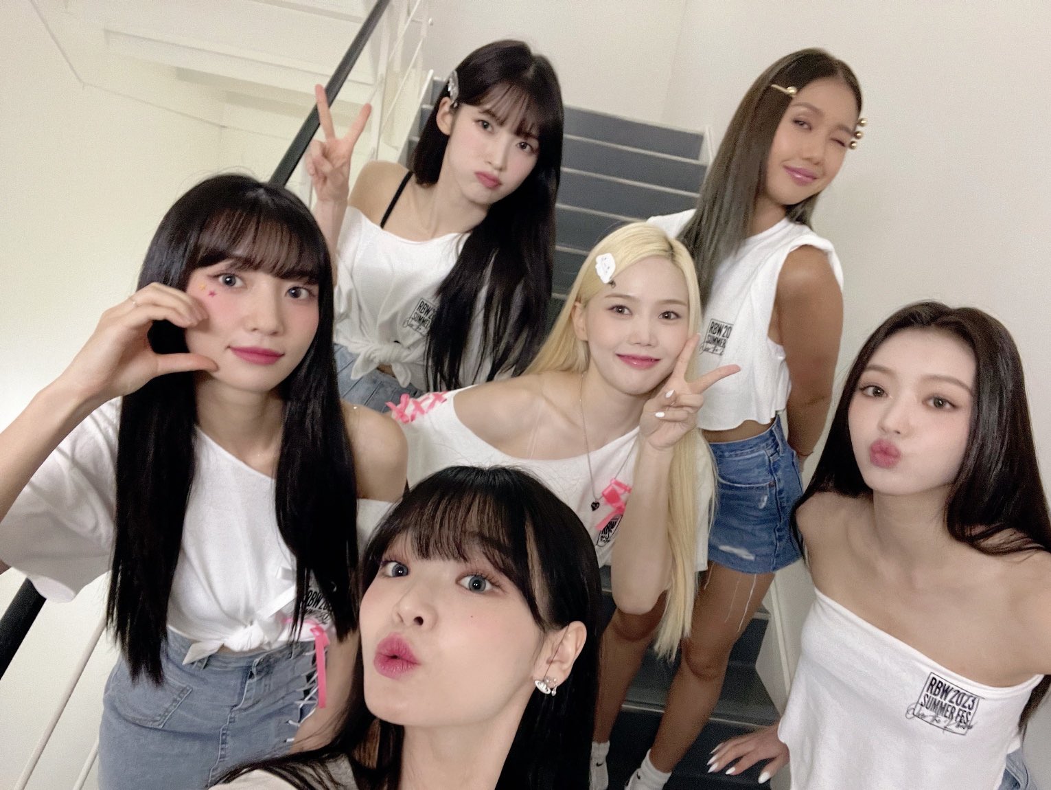 OH MY GIRL 2021シーズングリーティング　未開封 jp.ktown4u.com : OH MY GIRL - SEASON'S GREETINGS 2021
