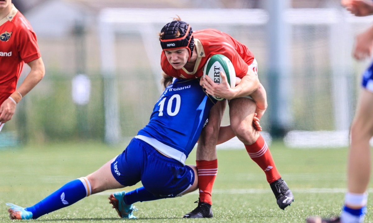 Munsterrugby's tweet photo. A brave comeback from Munster U18 Boys Clubs falls just short! 

13-35 down early in the second half, Munster kept fighting but lost out 37-42. 

Great game of rugby played from both teams 👏

Next up is the U18 Schools match at 3pm.

#MunsterStartsHere #SUAF 🔴 https://t.co/hXgEAPaR6m