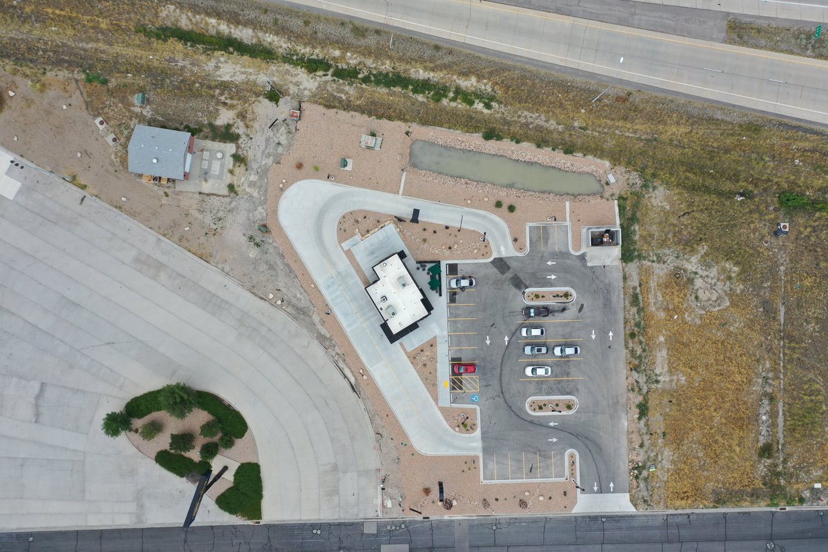 Chris Hatch tweet media