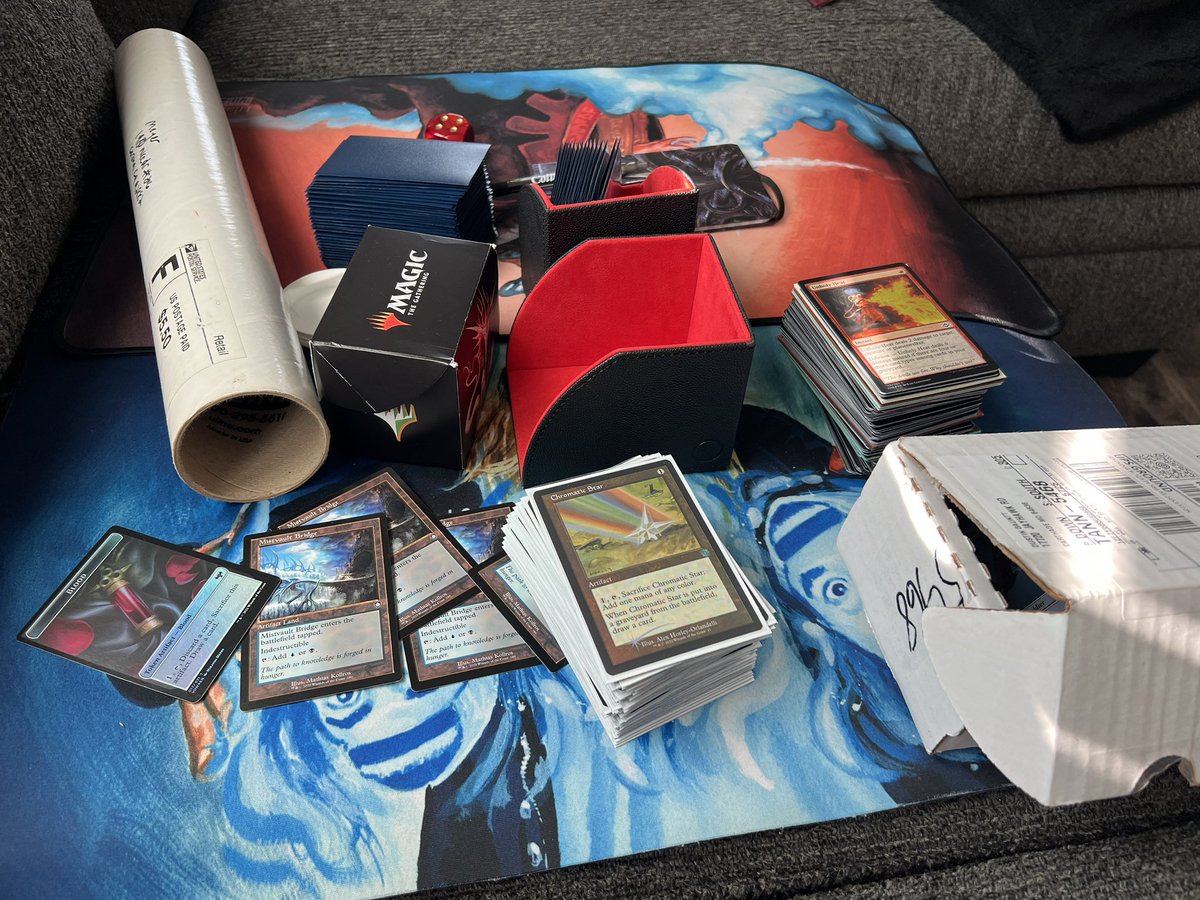 SD_Sharpie's tweet image. One of the best things about pauper is getting to go back and put foils in decks you’ve already built. Can’t stop the bling! 
#MTG, #MagicTheGathering, #Pauper