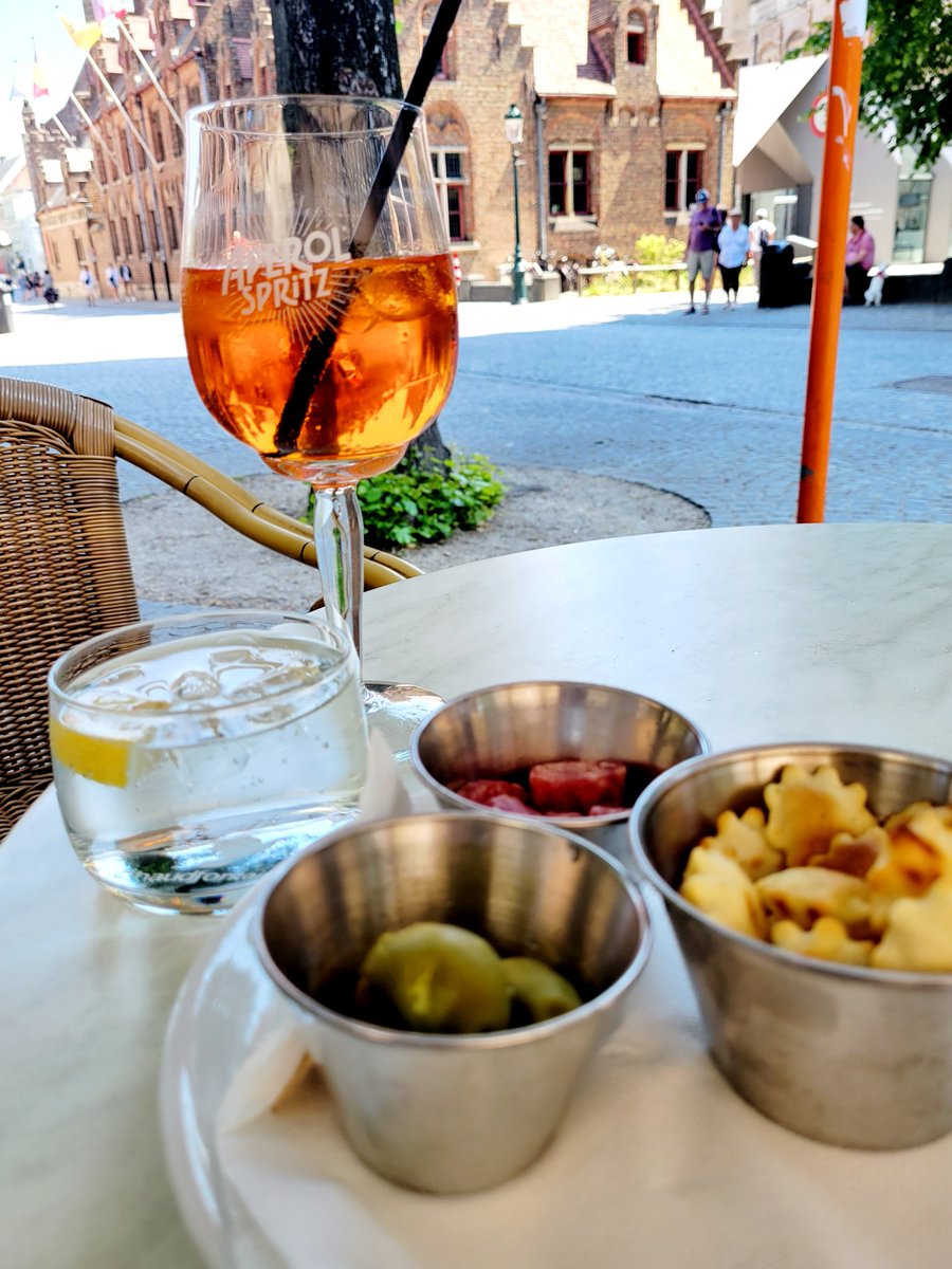 Sarah Katilyn tweet media