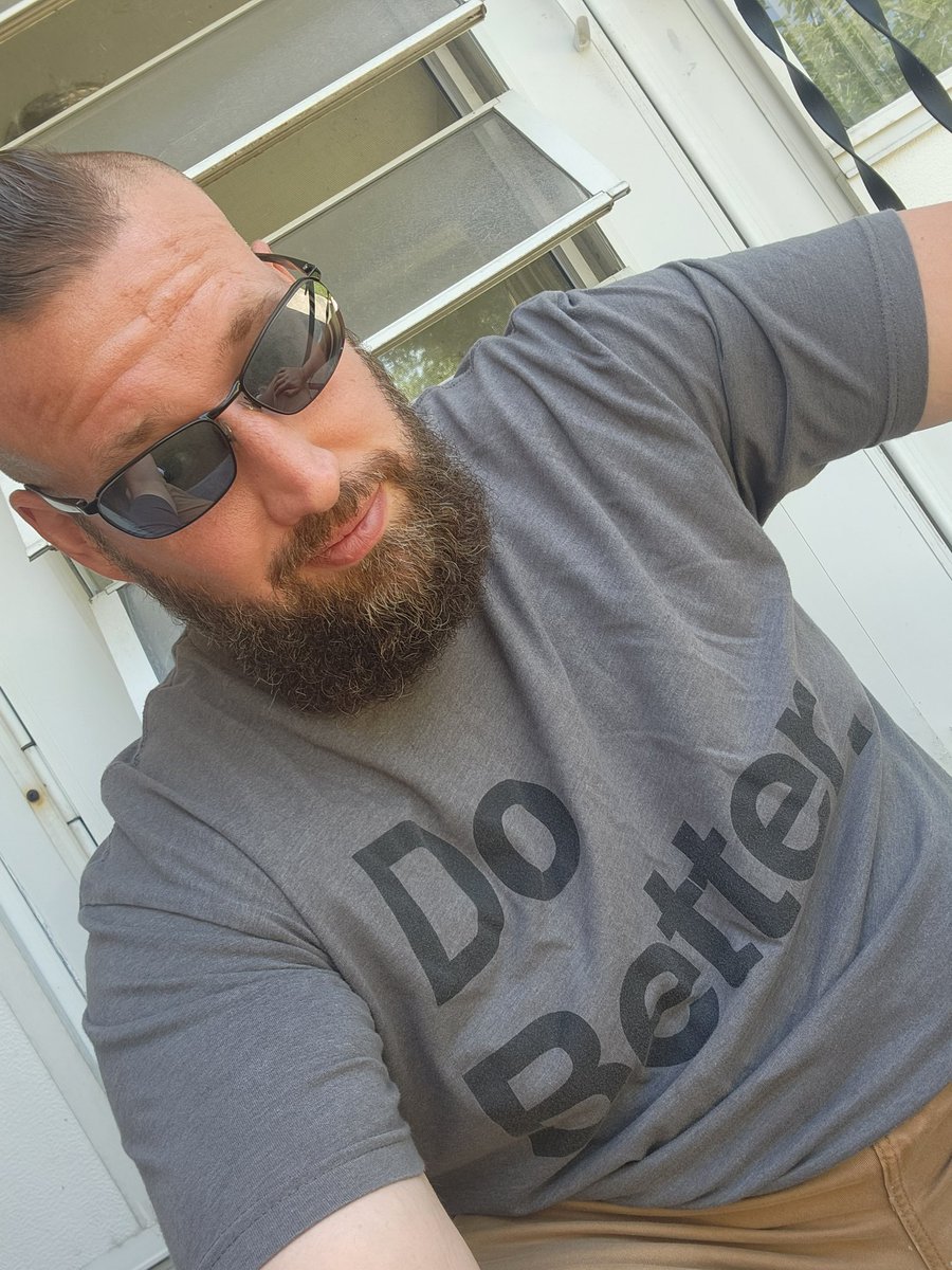 falconwils's tweet image. It's been some time since I last posted anything. I'm still holding it down here.

#largeman #muscles #Contentcreater #DoBetter #beards #onedayatatime