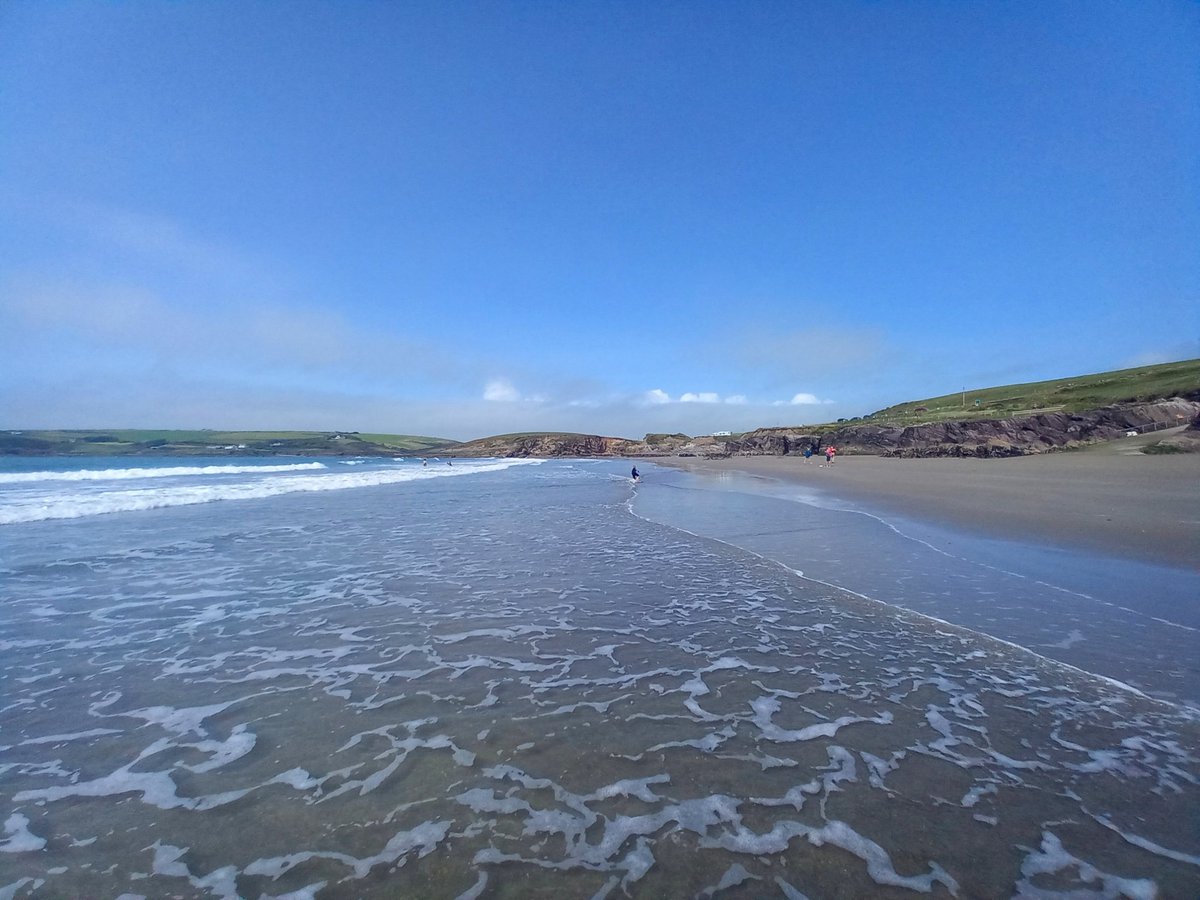 MargaretOC6's tweet photo. Just after a lovely swim in Dunworley Beach.
#Aug20th ☀️ #SevenHeadsPeninsula
#WestCork #WildAtlanticWay 🌊 🏊
#Cork #PureCork #Ireland #StormHour https://t.co/8aujppBqxb