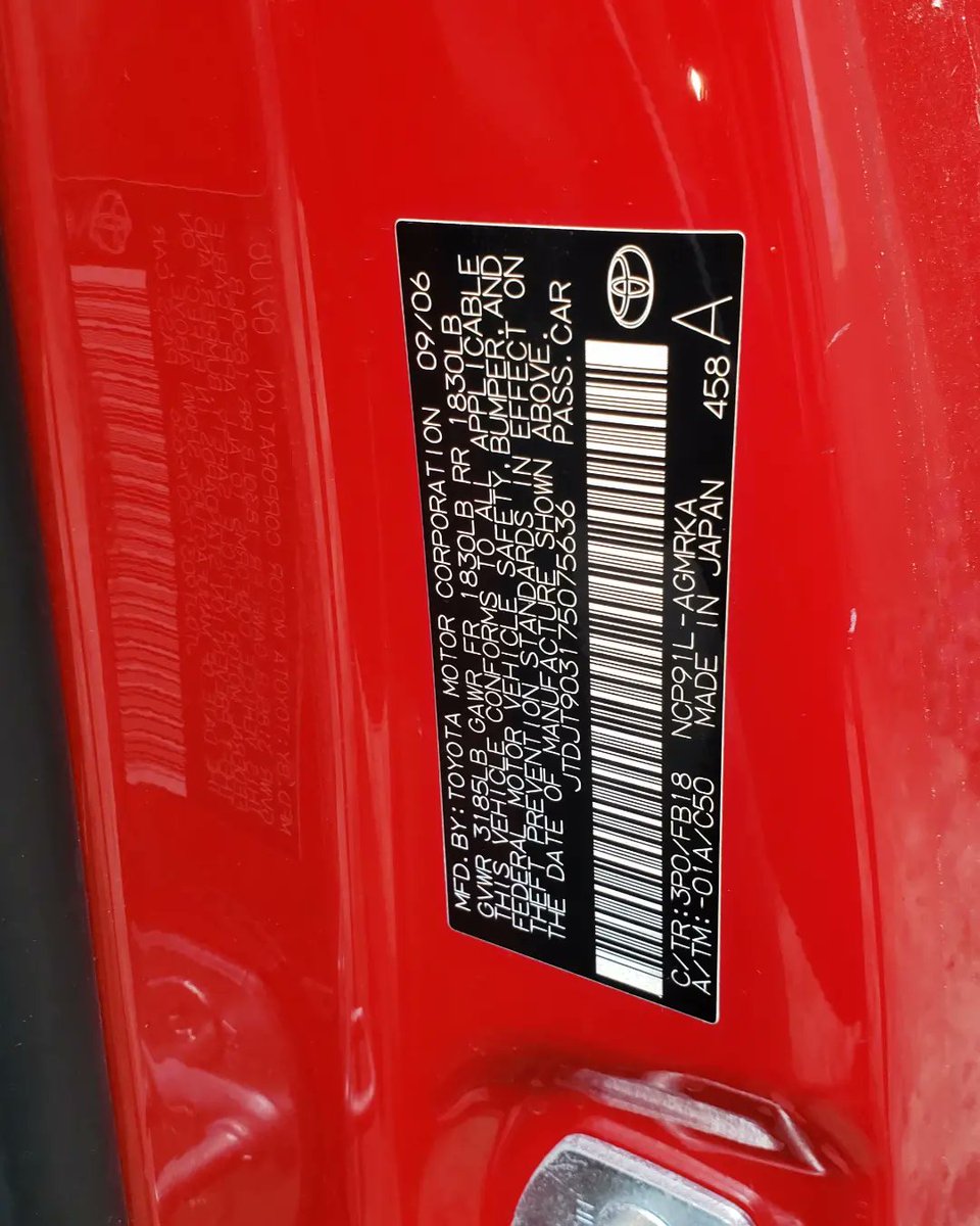 _big_daddy_milz's tweet image. "Efficiency meets style in this 2006 Toyota Yaris Coupe! Manual transmission, 4-plug engine, accident-free history. Grab the wheel and embrace the road ahead with confidence. 🚗💨
Location: lagos
Asking price: 4.2m
#cardealership #ToyotaYaris #EfficiencyAndStyle"