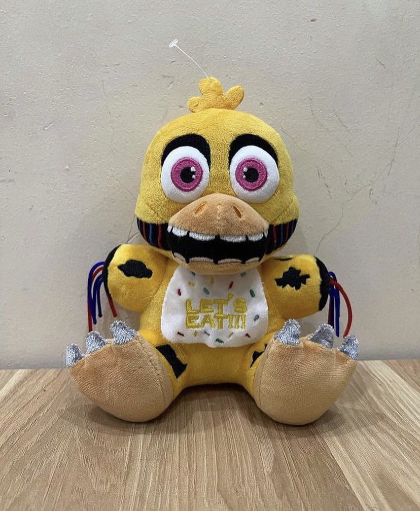 Withered Chica - XSmart FNaF Plush - Worldwide Shipping