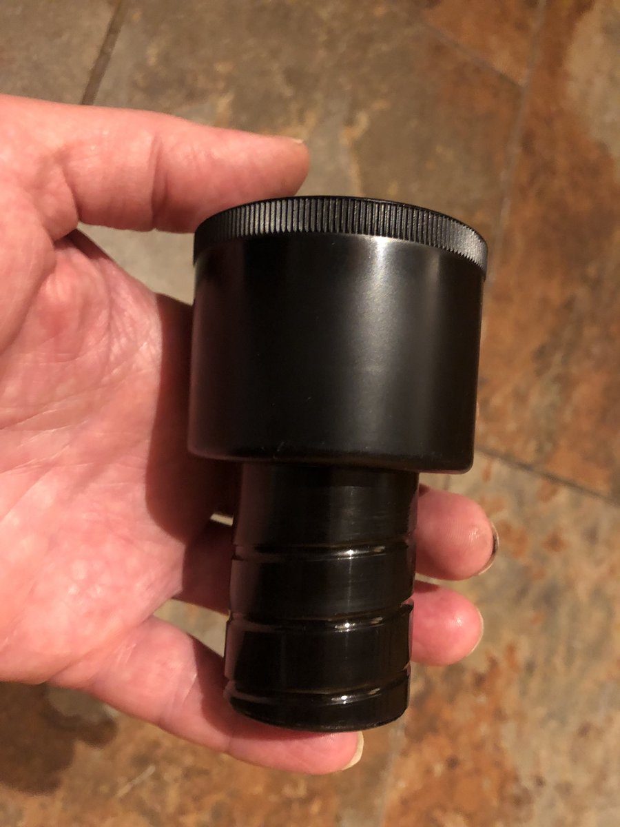 TobyVPhoto's tweet image. That #projectorlens has made it into a #CameraObscura 
I’m live streaming the outside in analogue! No HD. No cables. It’s in full colour and everything.