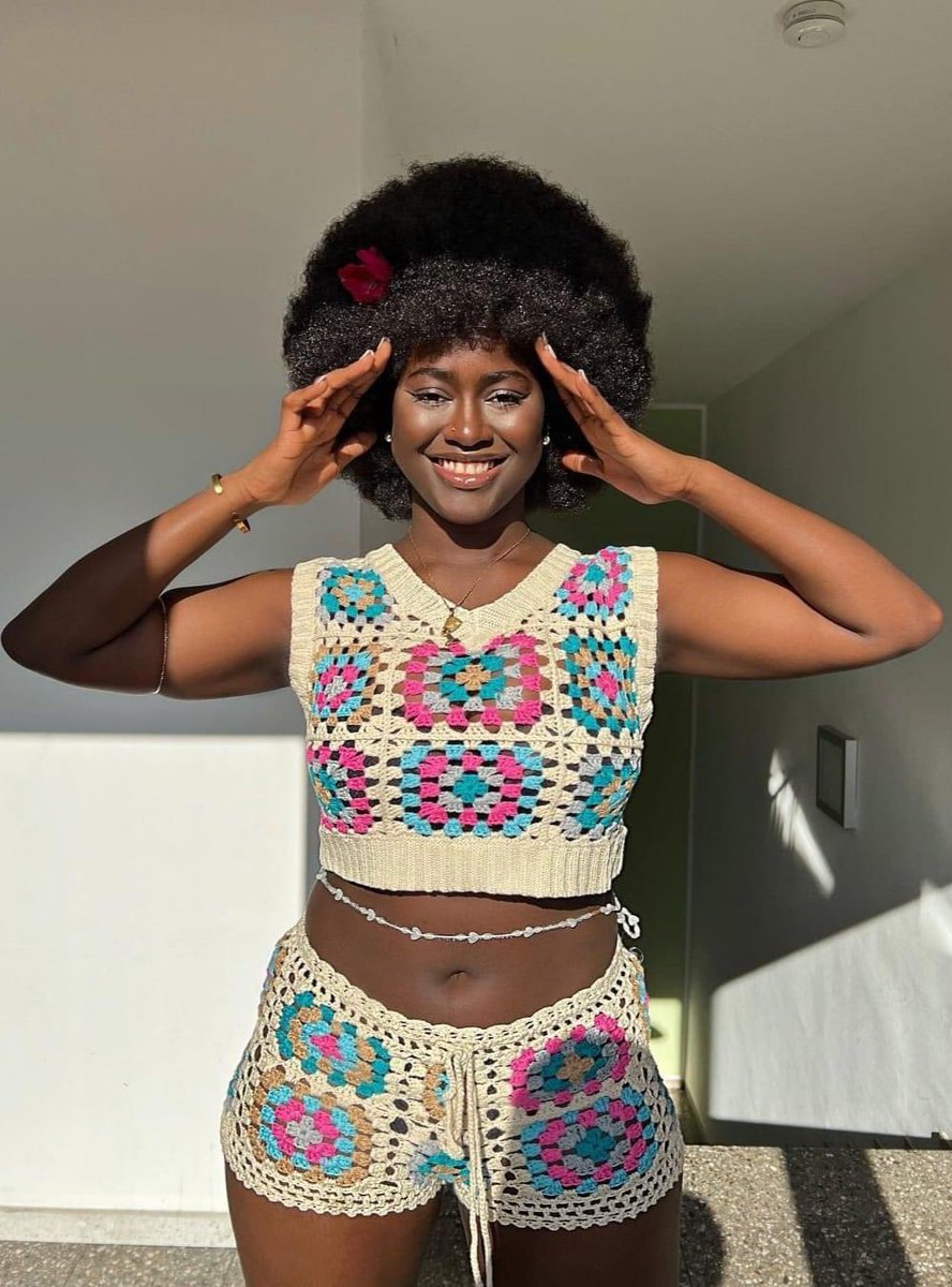 faycalsamad's tweet image. 🟡 On a tous une amie qui a gardé son teint naturel.

Taguez là 

#FreshPeople