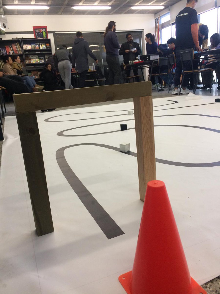 Hoy visitamos el CEA 178 de Casavalle, dónde UTUs y escuelas se preparan para el SumoUY. <a href="/MINA_UdelaR/">Grupo MINA</a> <a href="/Udelaruy/">Universidad de la República</a>