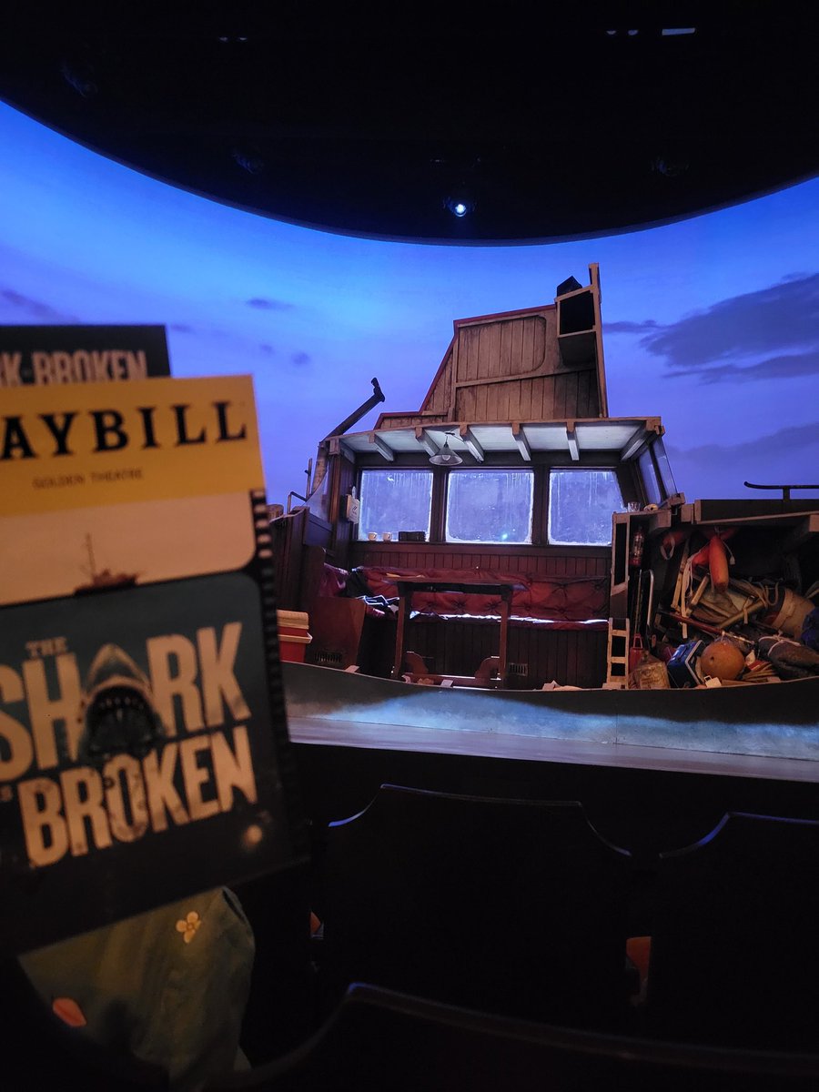 OK so. @SharkOnBroadway simply put, kicks ass. The script is incredible, the actors are fantastic, and being able to watch them work close up was a dream come true. If you can catch this, please do. I love stories about telling stories. <a href="/colindonnell/">COLIN DONNELL</a> <a href="/ianxshaw/">Ian Shaw</a> #alexbrightman 🦈