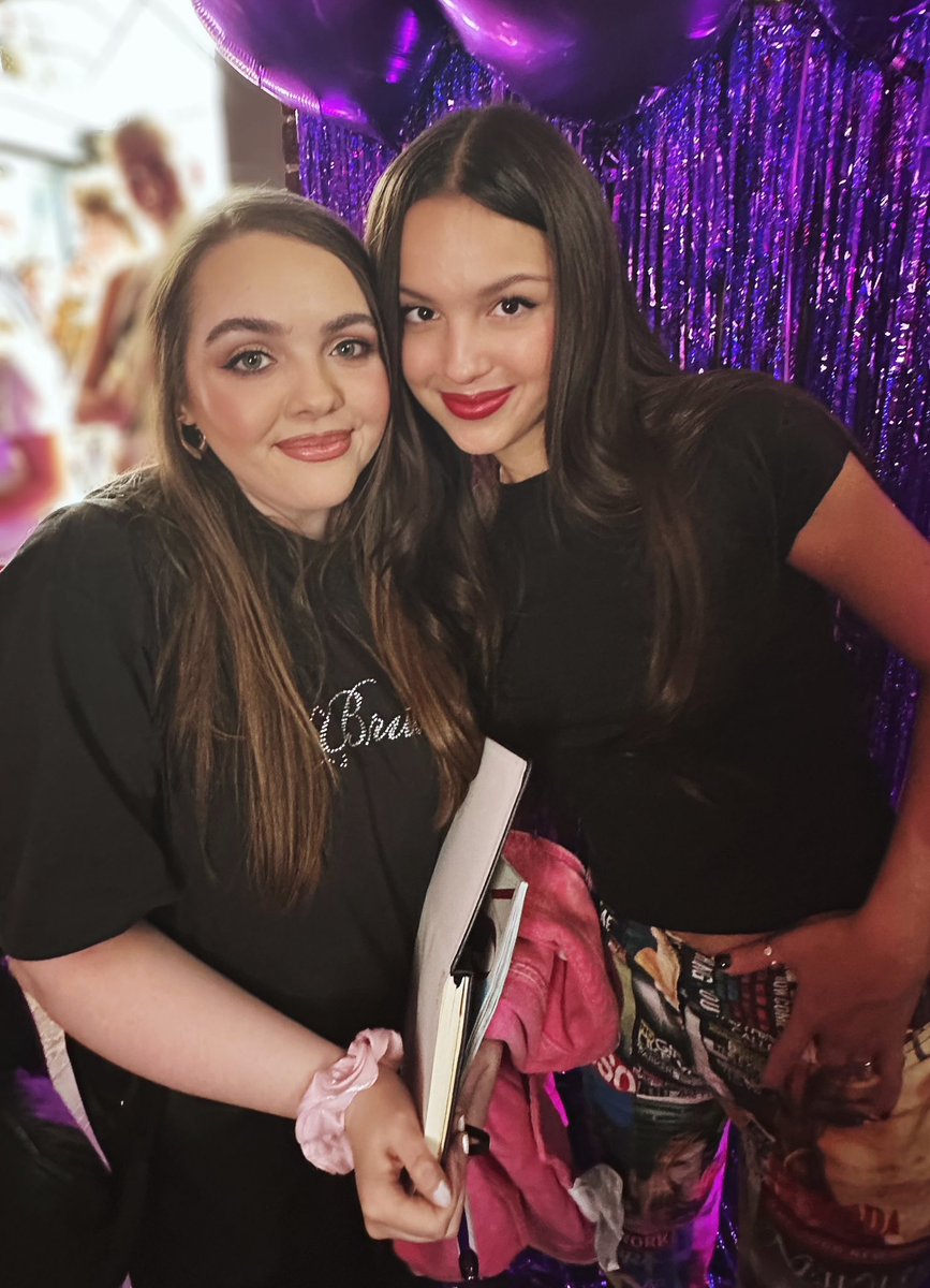 Elle 🩷 tweet media