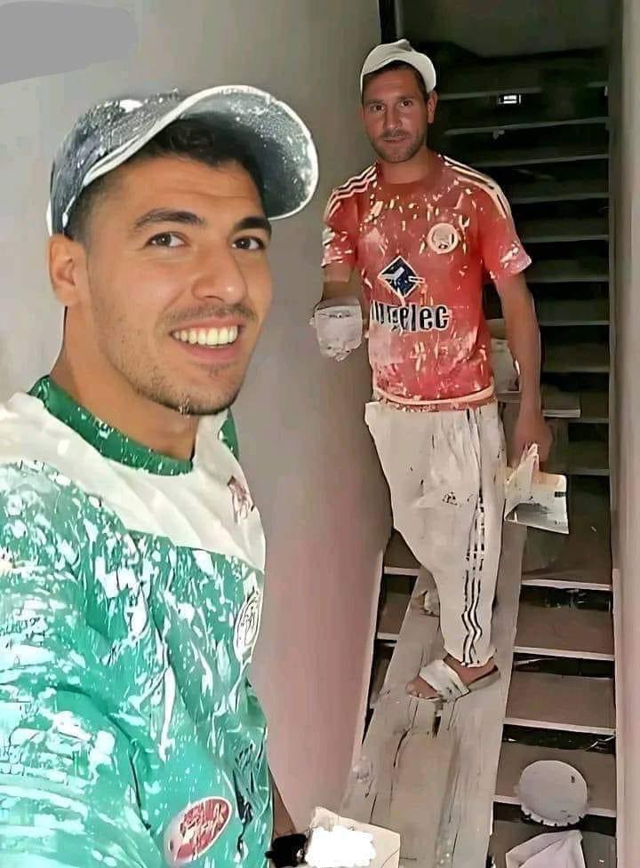 adisoda2's tweet photo. Suarez i Messi 😂 https://t.co/n1aIFTQrOG