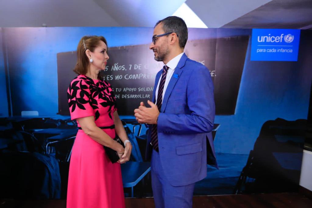 Tuve el honor de participar de la gala solidaria de <a href="/UNICEFPanama/">UNICEF Panamá</a>, “Stars for Children" en beneficio de los niños y niñas más vulnerables de Panamá.