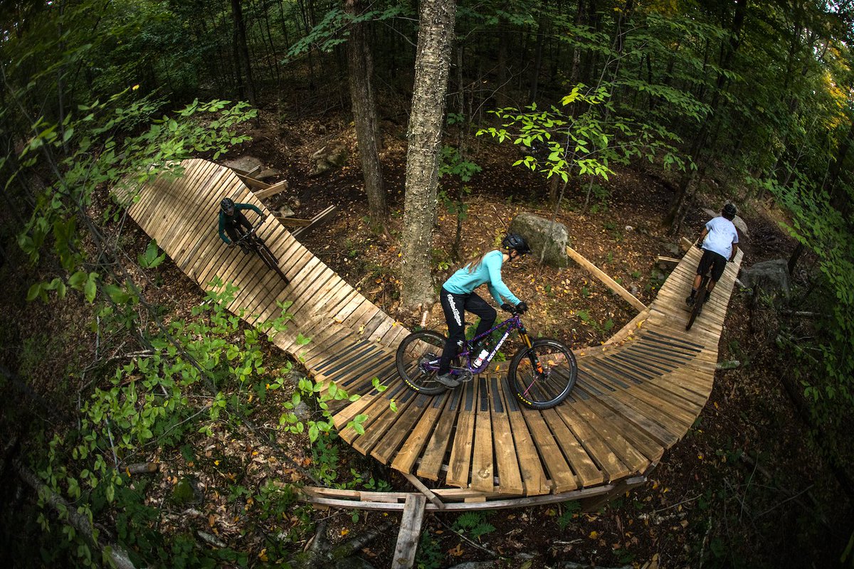 bestcyclingesc's tweet photo. Québec City Region’s 5 Amazing MTB Trail Networks are World Class #Mountainbiking #MTB #explorebybike #Adventures #cyclingtourism #QuebecCityMTB #RideQC #QuebecRegion https://t.co/sCCZuBKtEW https://t.co/56xzoxGr40
