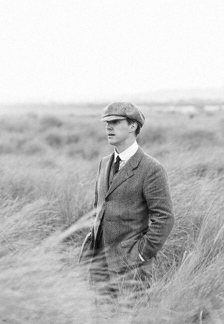 TimTietjens's tweet photo. #colorbatch #BWBatch🖤🤍my fav character Christopher Tietjens🫠fits best in b&w🖤🤍😌 #BenedictCumberbatch🥰 https://t.co/EME5WMvq8L