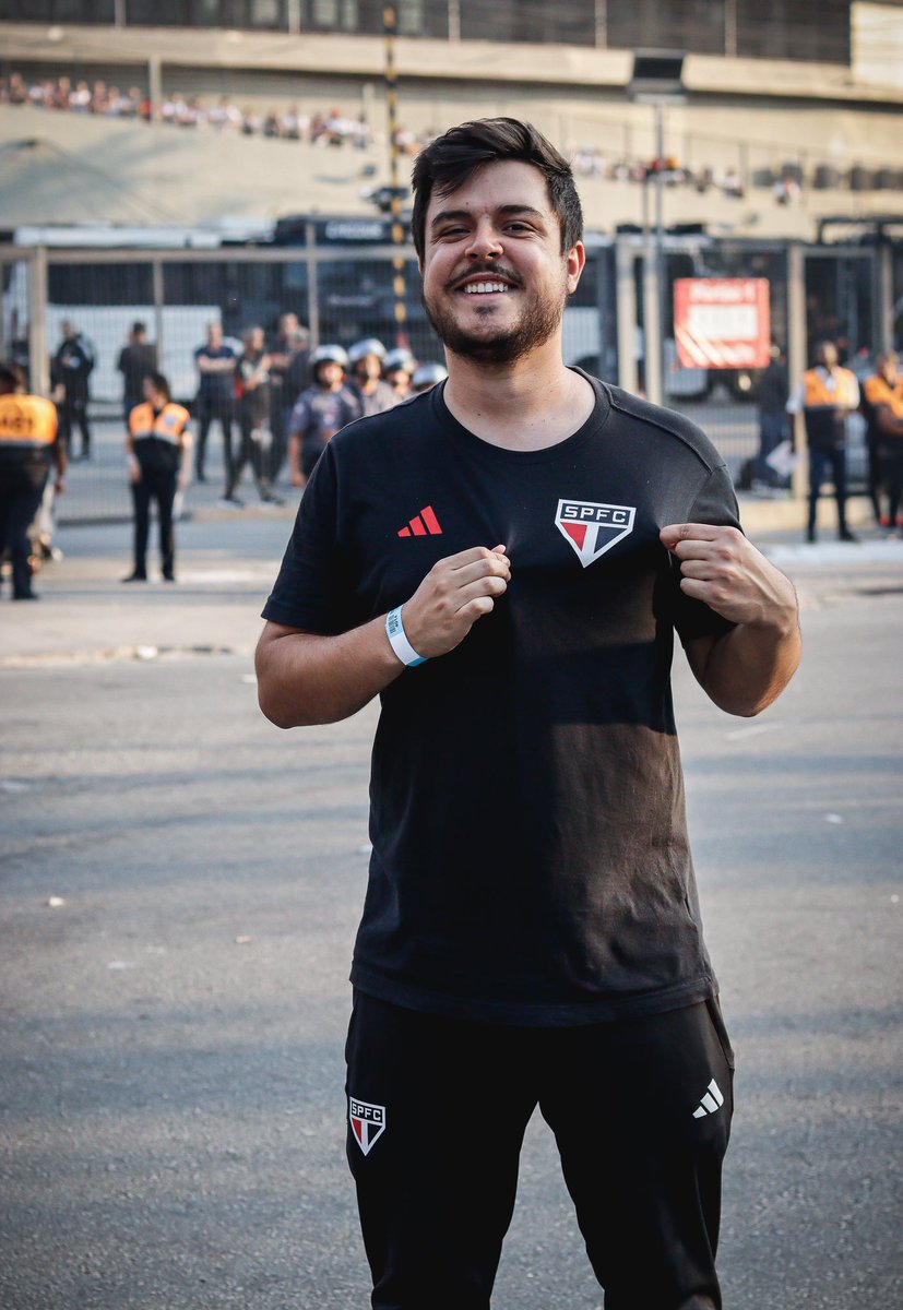 PedroGuedao's tweet photo. Sentimento que jamais acabará! 🇾🇪 https://t.co/qvomNxAGBM