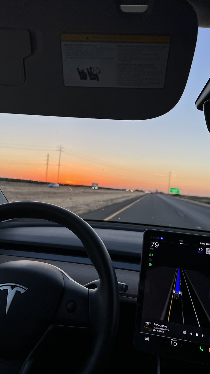 Энэ жилийн төрсөн өдрийн бэлэг: Tesla Model Y with Full Self Driving (FSD)

Enjoying Every Electric Mile⚡️😺

#Tesla #ModelY #FSD