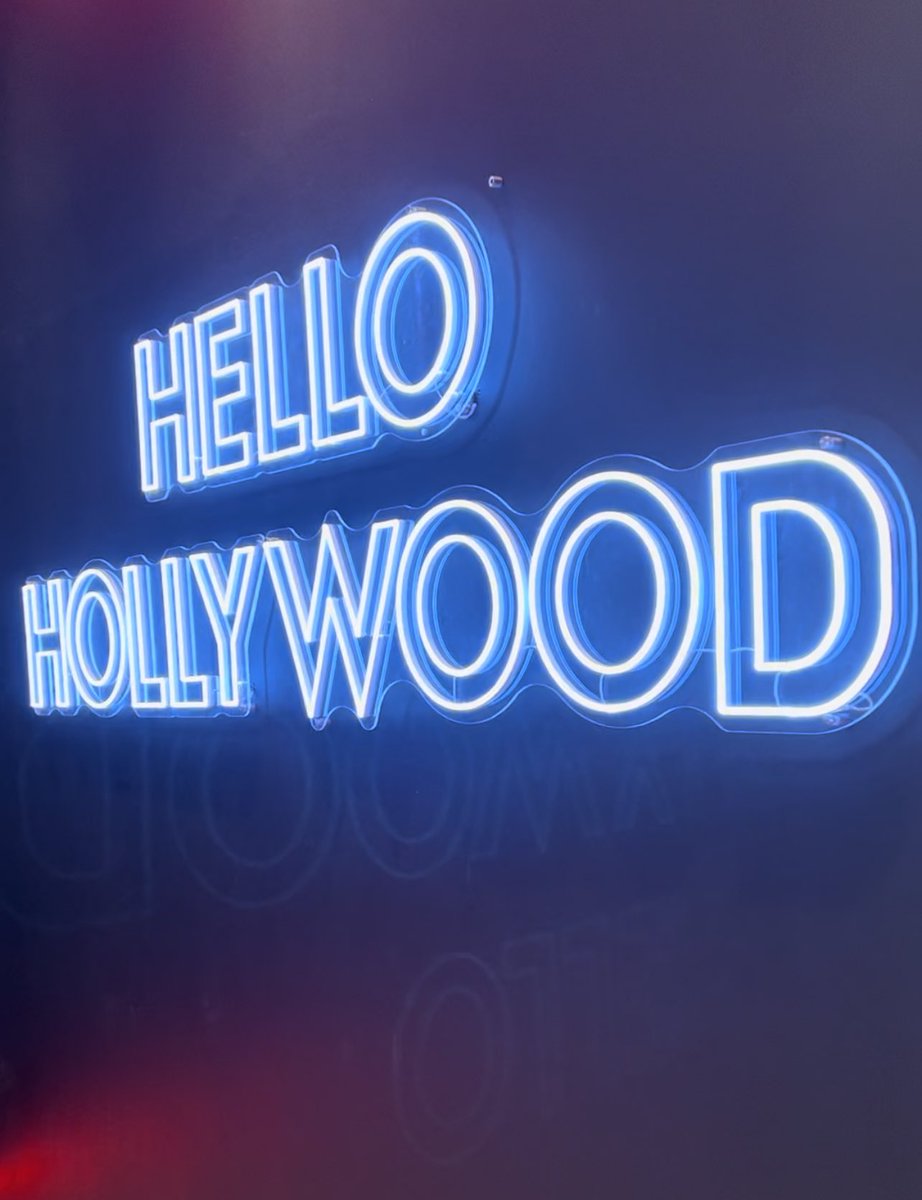 faroukdey's tweet photo. Hopkins in Hollywood with our Film &amp; Media alumni community. Thank you @LKellyClyne for your incredible support of @JohnsHopkins. Can’t wait for the Hopkins in LA pgm to launch in 2024 under the leadership of @VDeanErinRowe &amp; Linda Delibero. #GoHop @JHUArtsSciences https://t.co/Wbv2kZ0dvp