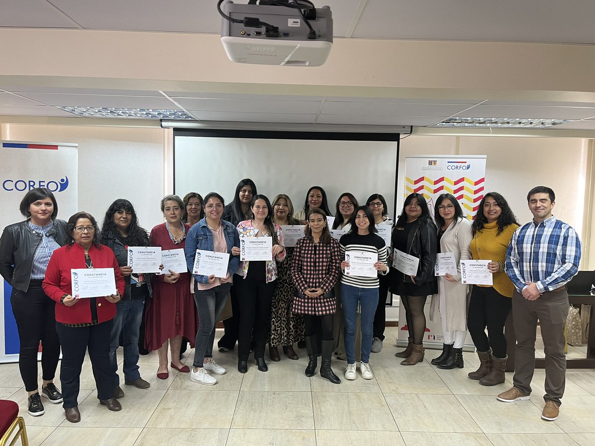 CorfoAtacama's tweet photo. Tras 10 meses de trabajo, finaliza “Atacama Emprende”, iniciativa de la línea Viraliza de @Corfo ejecutada por la @usantamaria Este programa de formación estuvo dirigido a emprendimientos liderados por mujeres de las comunas de Copiapó y Caldera. https://t.co/wwWHR0QBri