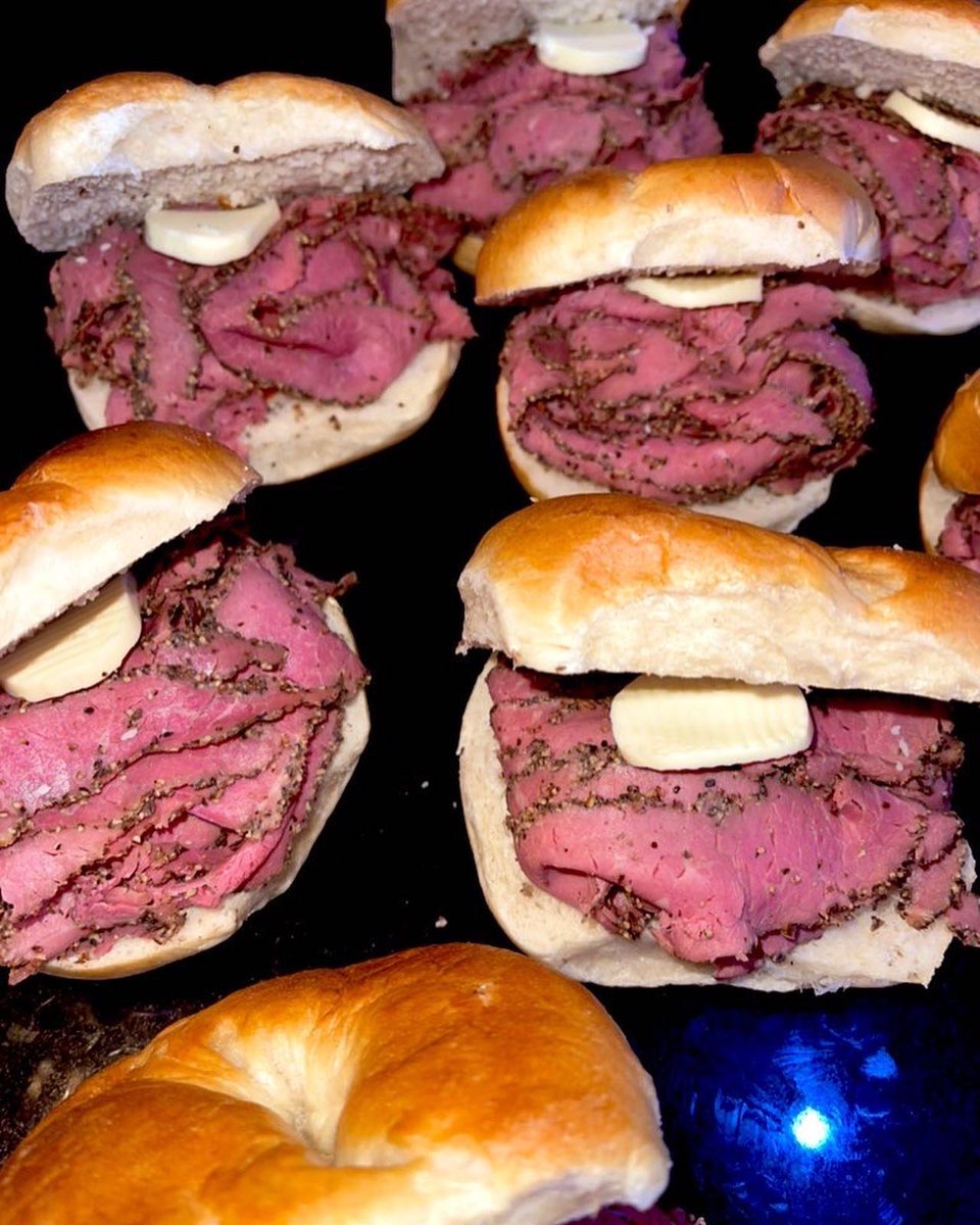 boss_bagels's tweet photo. Tomorrow we are B A C K - BACK!

New season - Same Bagel - Same prices.

We did some soul searching &amp; some number crunching over the summer &amp; despite a fairly constant rise in costs we’ve decided to keep our bagels to a fiver.

We’ll be open tomorrow from 1pm on Mere Lane L5 0QW https://t.co/ADBbRBT7Dj