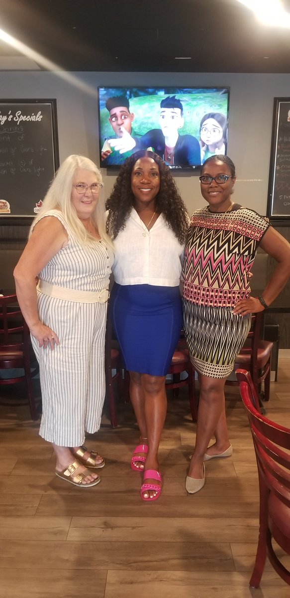 Thank you to all of our members and sponsors who attended our U5 fellowship event. We hope everyone had a great time! 

Watch your inbox to stay in the know about upcoming fellowship and networking events. We'd love to see you.

Thank you to <a href="/Brooklinpub/">Brooklin Pub</a> for having us!

#Advocis