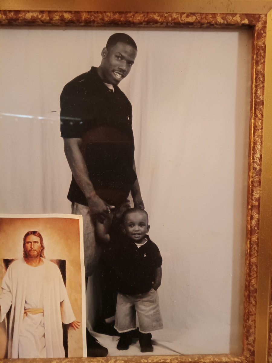 Over moms house.
I don't know who that other dude is.
👀👀
#clevelandoh
Aug 18-19