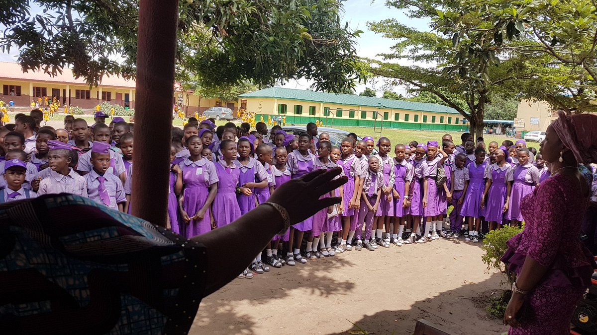 EdwardCompany's tweet photo. These children were elated about how little daily savings can make a big difference at the end of every year. https://t.co/QLoKLnI9St