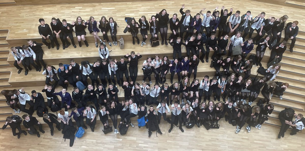 Our awesome S1 made it to the end of their first week! Lots of smiles &amp; stories to tell. Apparently, they’re coming back next week too! 😎👍