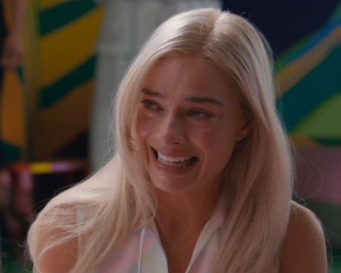 hayatin taylor swift dinleyip onun sarkilarinda kaybolmaktan ibaret olmadigini fark edince kizlar