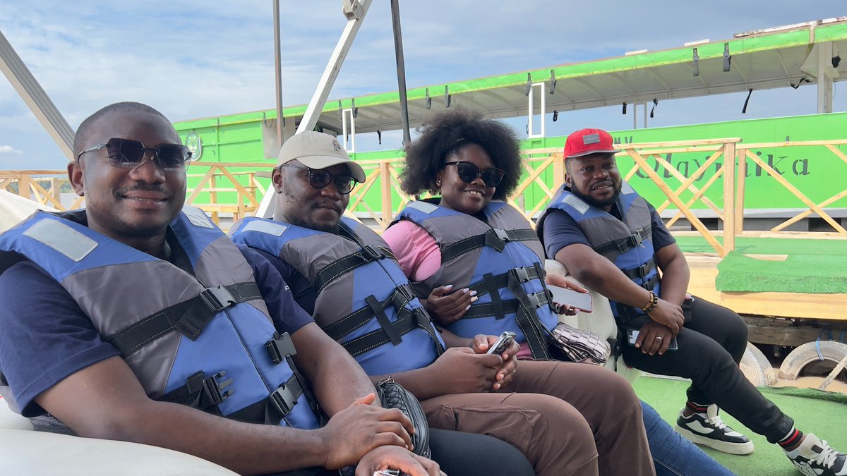 Jobbermandotcom's tweet photo. This week's memory will live long in our hearts because how do we even begin to convey the sheer delight we experienced?
A team bonding visit to Omu Resort capped our #JobbermanAt14 week-long celebrations, and it was such a joy to see #HumansofJobberman let their inner child out https://t.co/h2oVa3zUjG