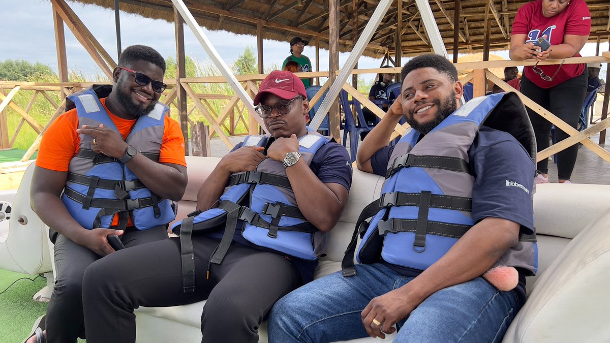 Jobbermandotcom's tweet photo. This week's memory will live long in our hearts because how do we even begin to convey the sheer delight we experienced?
A team bonding visit to Omu Resort capped our #JobbermanAt14 week-long celebrations, and it was such a joy to see #HumansofJobberman let their inner child out https://t.co/h2oVa3zUjG