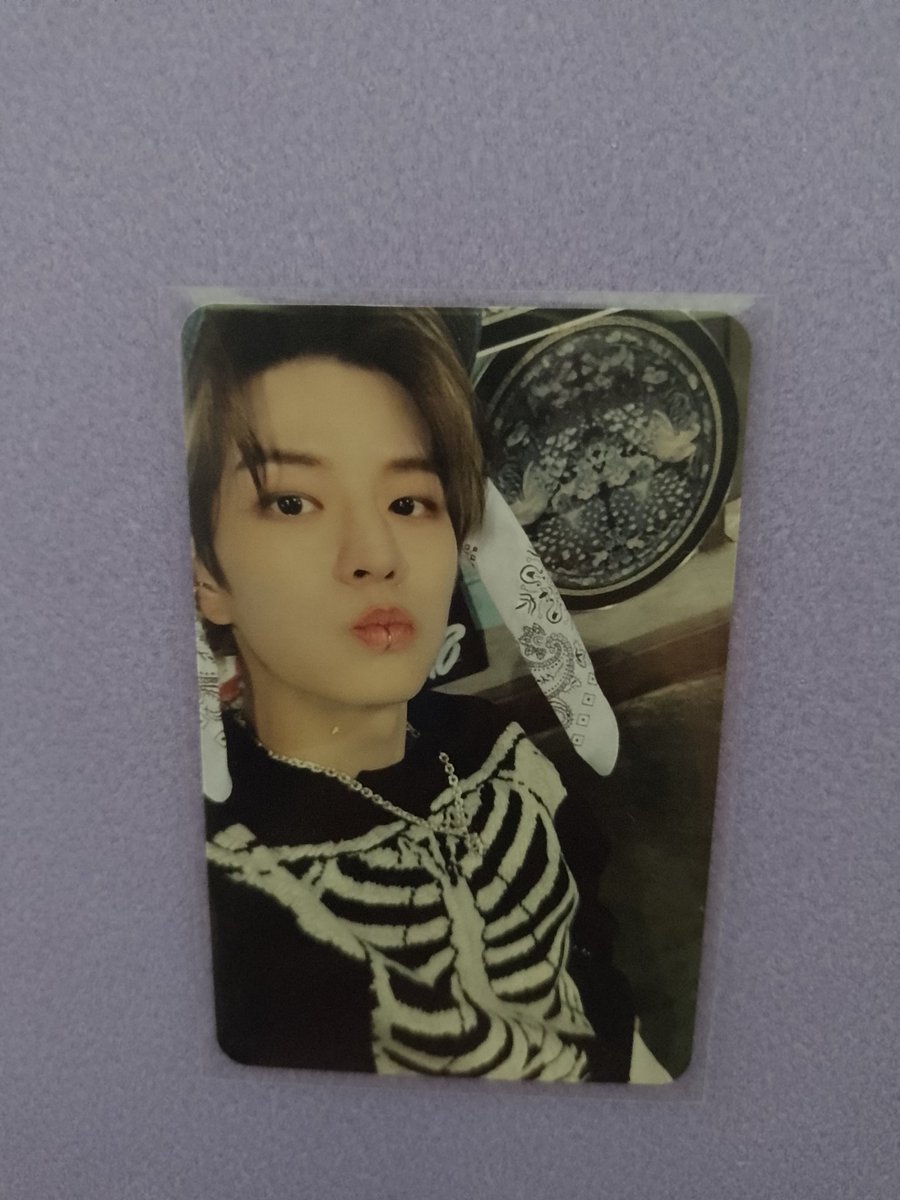 Taeguginn's tweet photo. ⭐VENDA/VENDO SKZ⭐
Vendo photocard Seungmin 5-star B version
➡️ R$25,00 com frete
➡️ Detalhes por DM. 
#vendaskz #Seungmin #skzwts https://t.co/9UG7q8rasn
