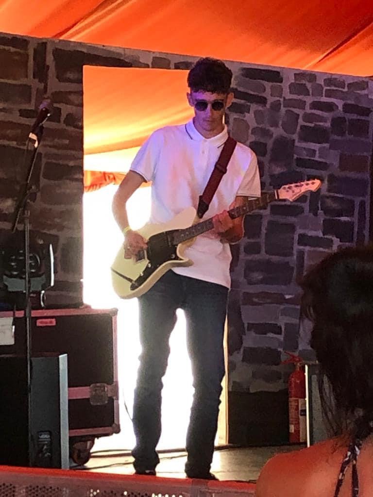 The Vive tweet media