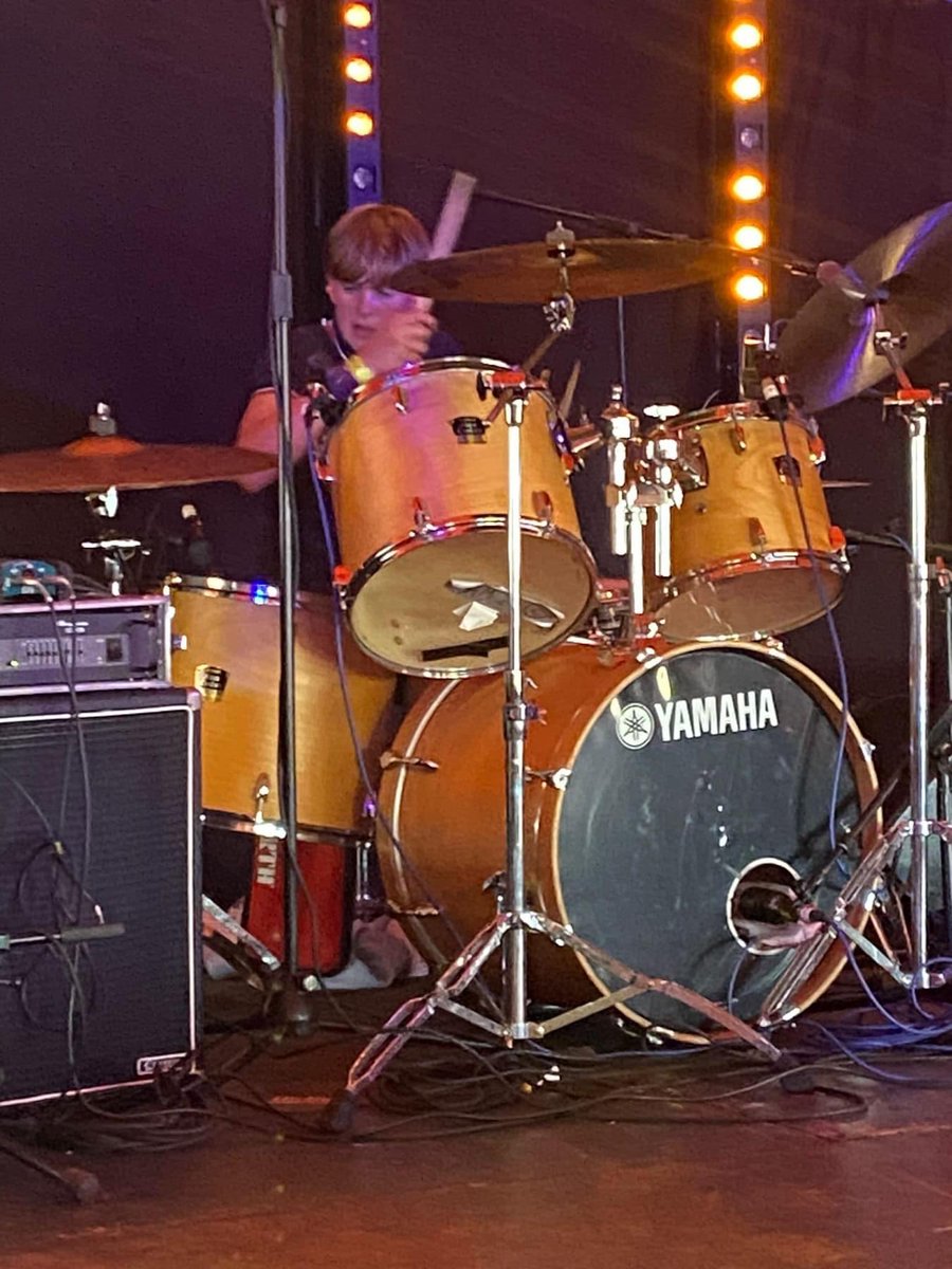 The Vive tweet media